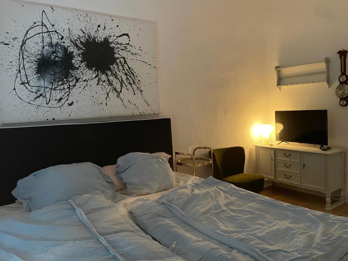 דיסבורג 1 Schlafenzimmer 1 Whonzimmer Waschmaschine Trockner Maximum 4Personen Rheinhausen Center Appartement 1705 מראה חיצוני תמונה
